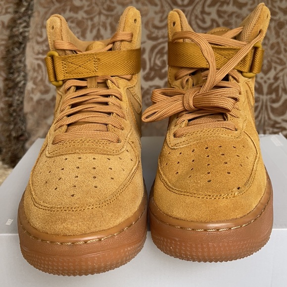 Nike Air Force 1 Hight LV8 3 Youth - Picture 13 of 16